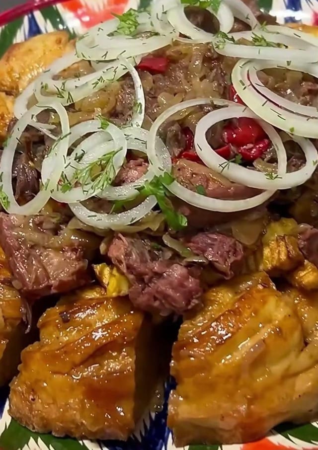 Stewed Lamb with Bread.