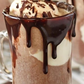 Ice Chocolate with Ice Cream